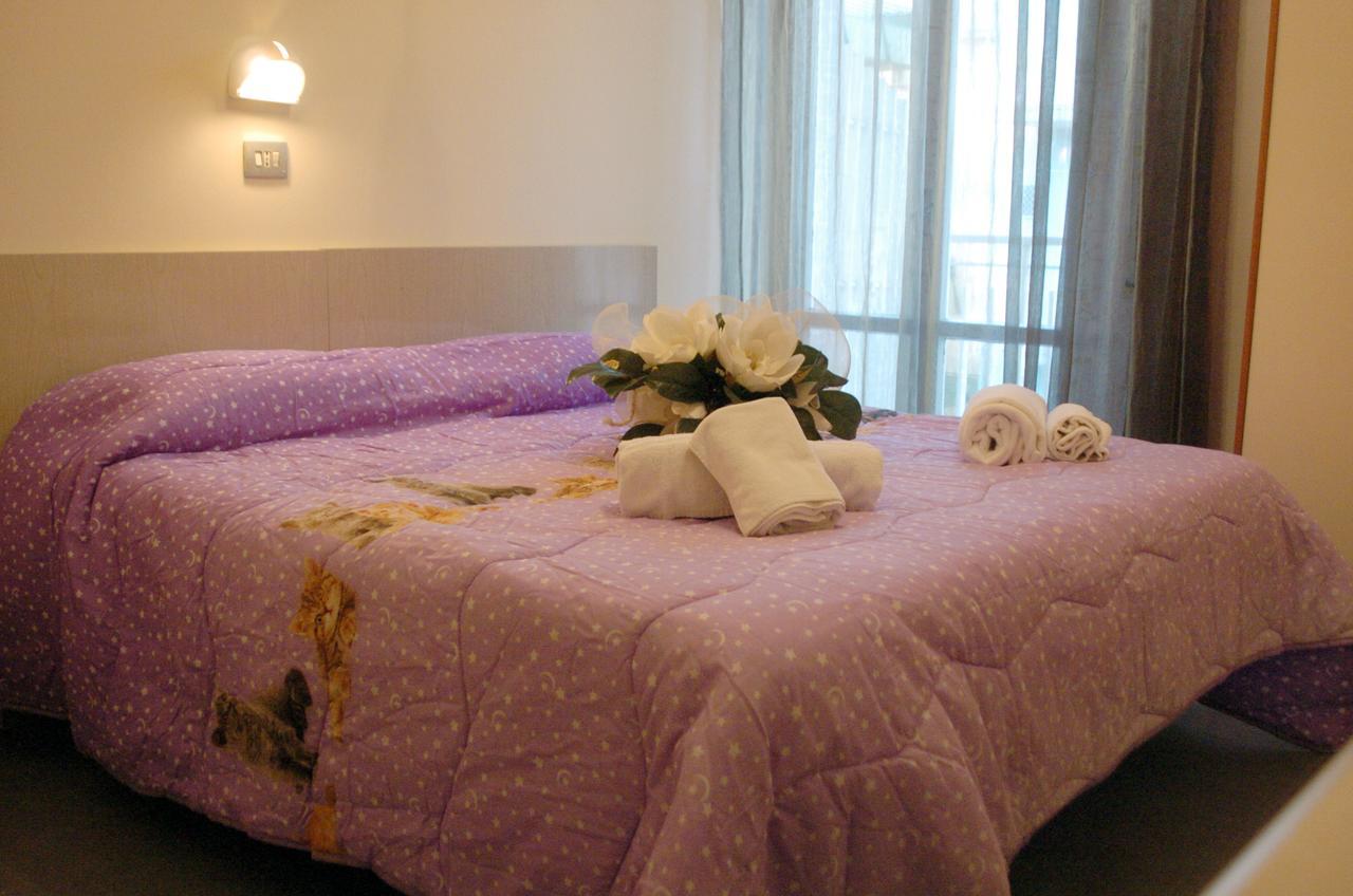 Hotel Amica Rimini Luaran gambar